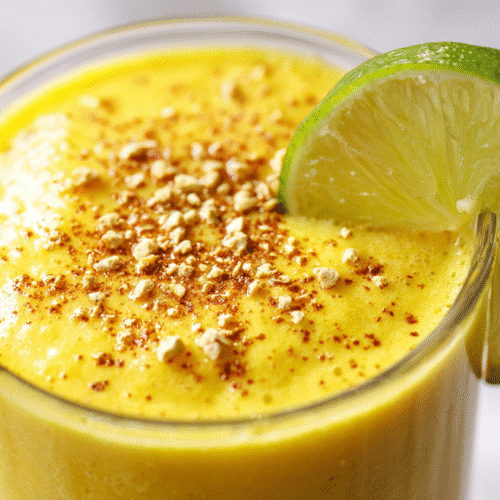 Low Calorie Mango Ginger Detox Smoothie in clear glass