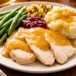 Delicious gluten free gravy ready to enhance your favorite dishes.