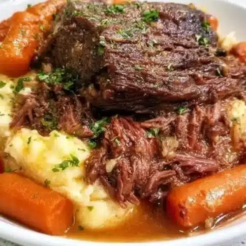 Slow Cooker Garlic Herb Pot Roast Easy One Pot Din 2026 07 07 164804 1024x683 1