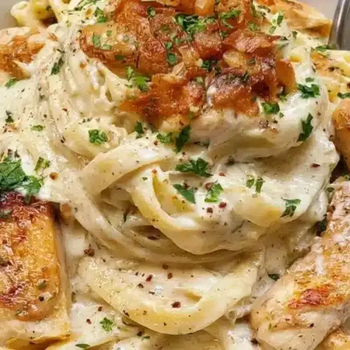 Creamy Chicken Fettuccine Alfredo Easy 30 Minute D 2026 08 28 125622 1024x683 1
