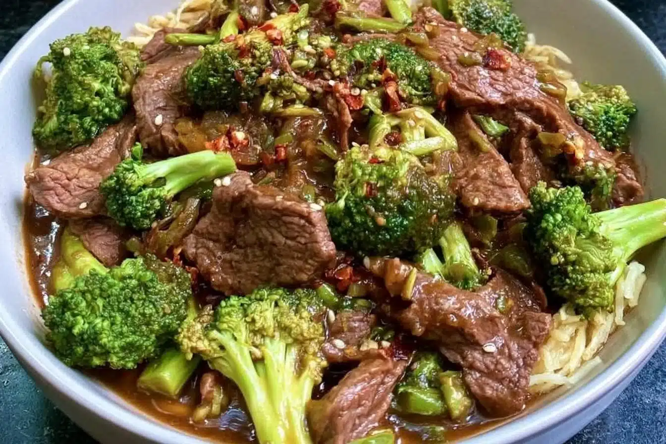 Delicious slow cooker beef and broccoli dish, Whole30, Paleo, Keto friendly.