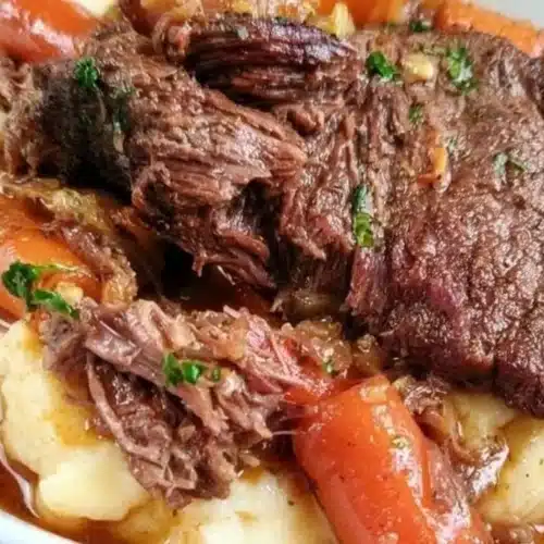Slow Cooker Garlic Herb Pot Roast 2026 08 06 131618 1024x683 1