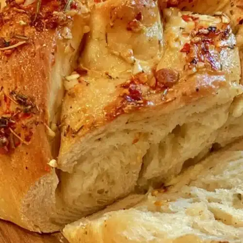 Vegan Garlic Pull Apart Bread 2026 08 28 125626 1024x683 1