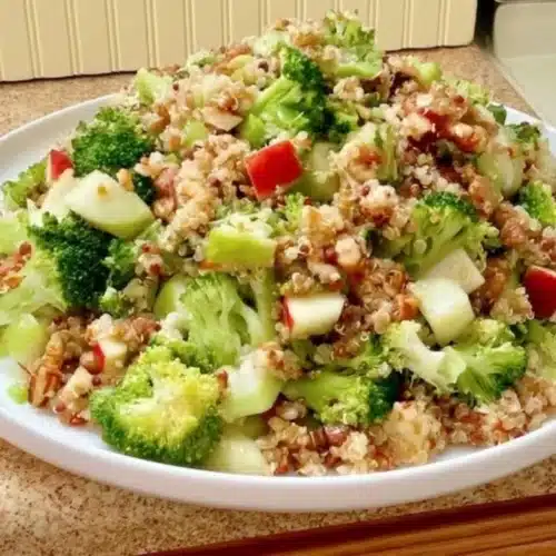Broccoli Apple Quinoa Salad Quick Easy Ready In 30 2026 10 10 194249 1024x683 1